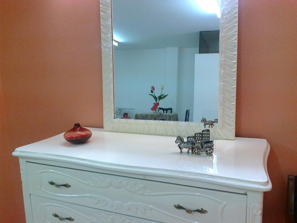 Strenua Santa Maria Suites Trujillo Zimmer foto