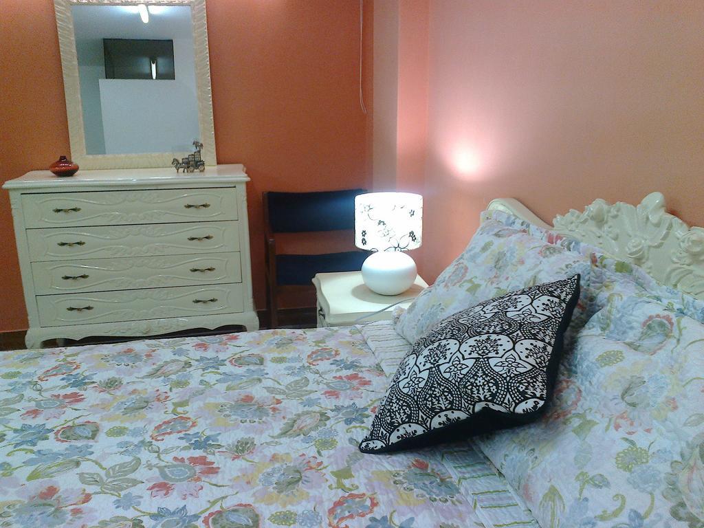 Strenua Santa Maria Suites Trujillo Exterior foto