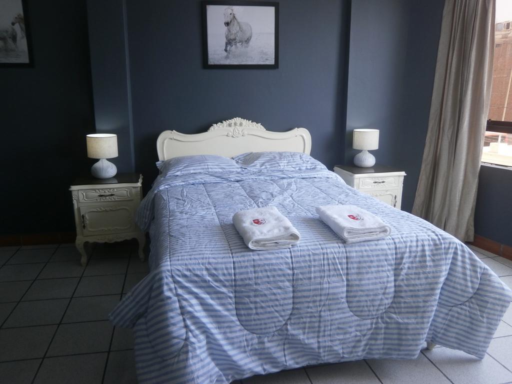 Strenua Santa Maria Suites Trujillo Exterior foto