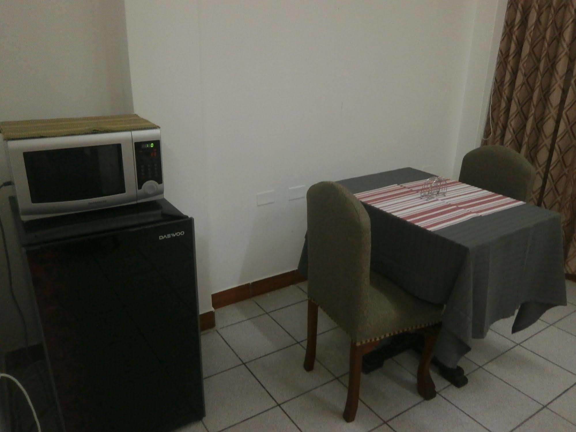 Strenua Santa Maria Suites Trujillo Exterior foto